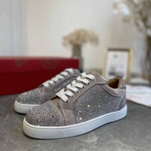CHRISTIAN LOUBOUTIN LOW TOP SNEAKER – CL161