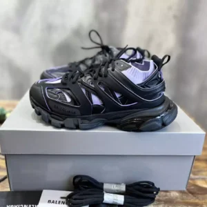 BALENCIAGA MEN’S TRACK SNEAKER  – BB243