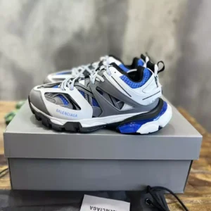 BALENCIAGA MEN’S TRACK SNEAKER  – BB244
