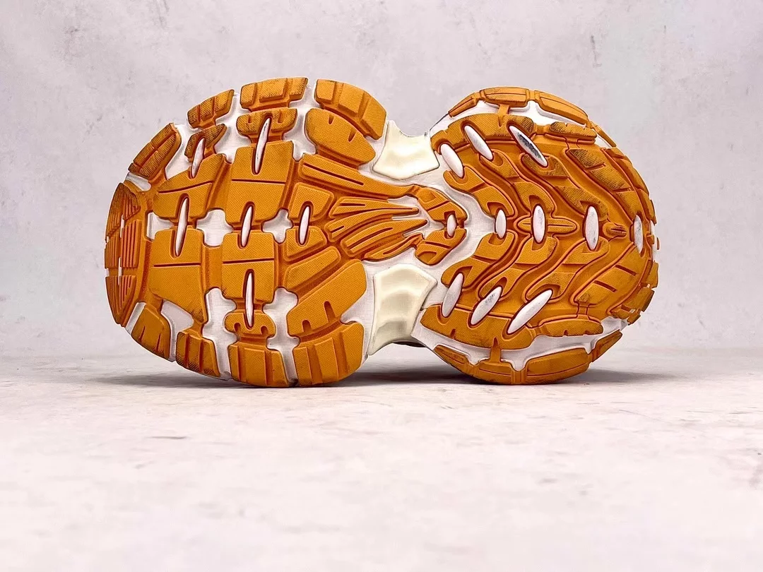 BALENCIAGA WOMEN’S 10XL SNEAKER IN WHITE/RED/ORANGE – BB276 - 图片 5