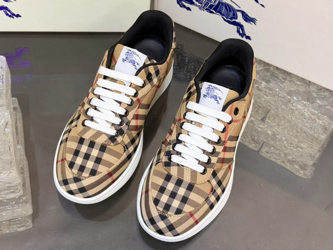BURBERRY TERRACE CHECK SNEAKERS – BBR105 - 图片 5