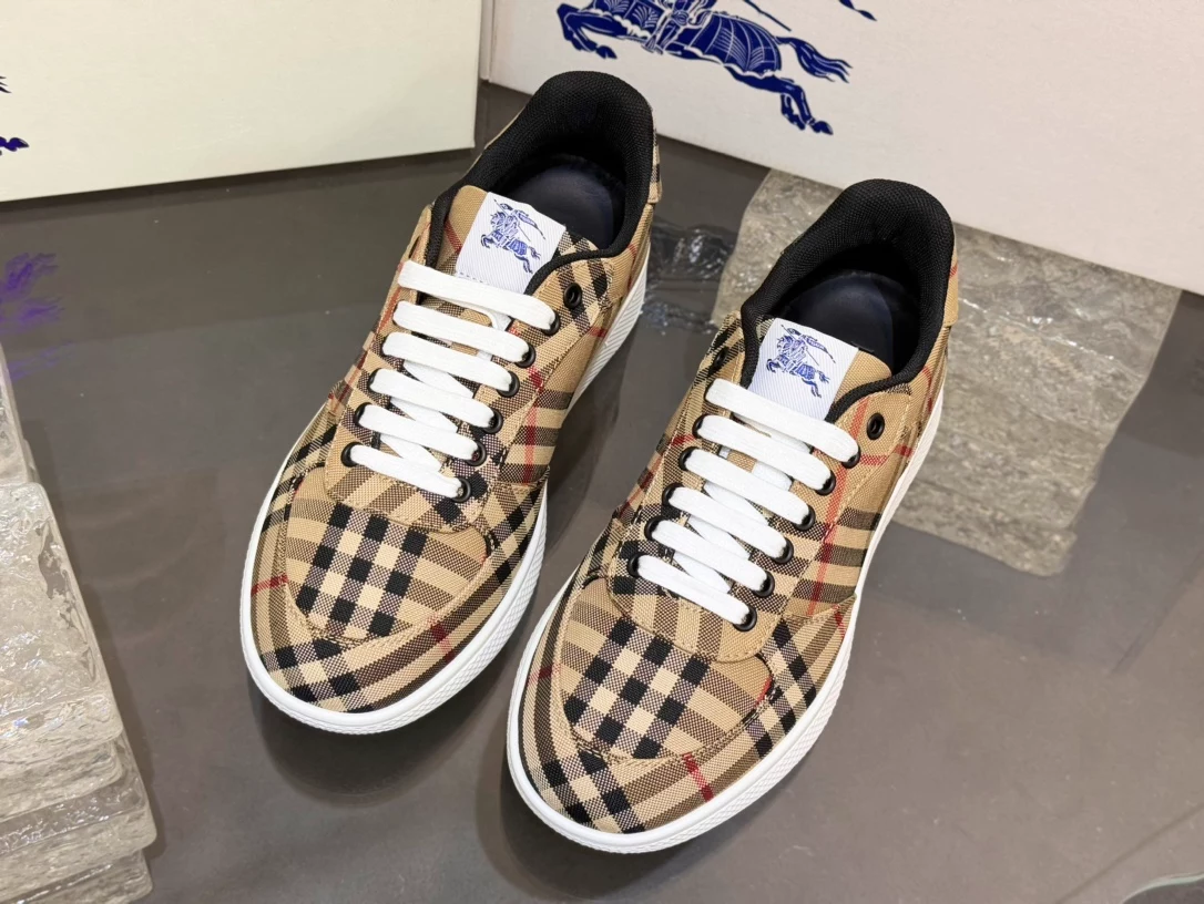BURBERRY TERRACE CHECK SNEAKERS – BBR105 - 图片 7