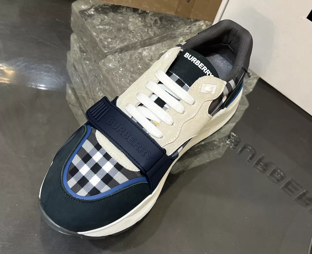 BURBERRY VINTAGE CHECK SNEAKERS – BBR111 - 图片 3