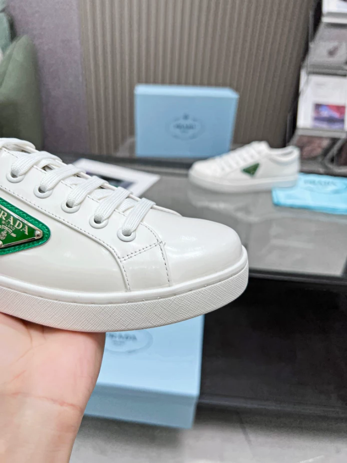PRADA BRUSHED LEATHER SNEAKERS – PRD042 - 图片 7