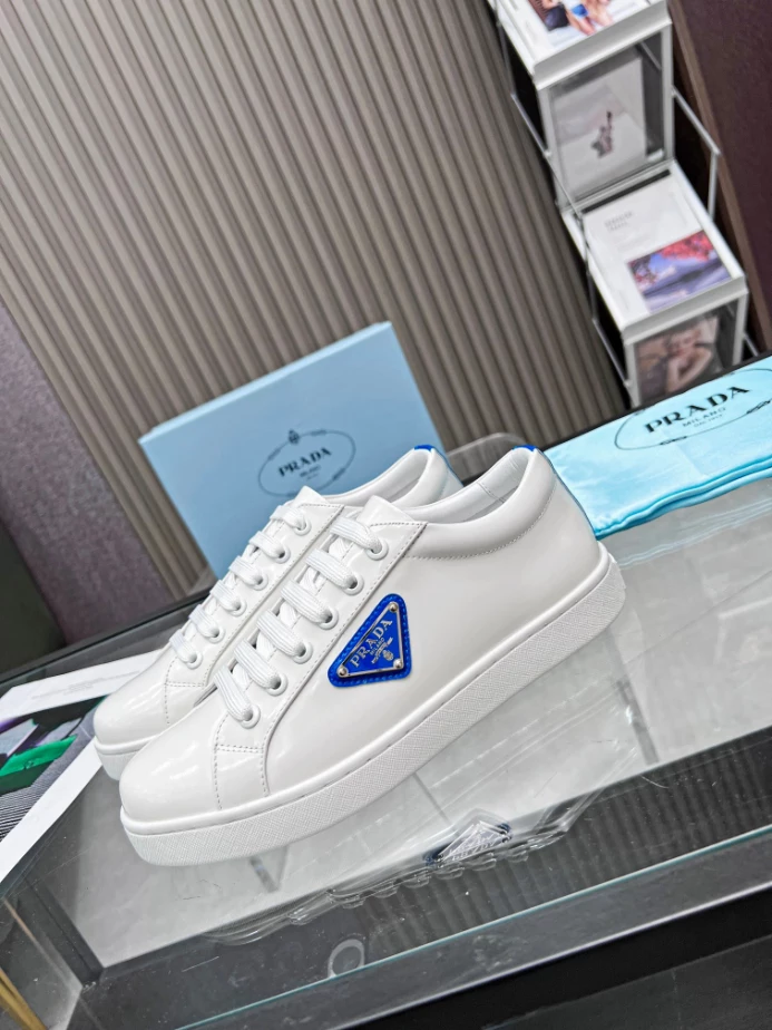 PRADA BRUSHED LEATHER SNEAKERS – PRD044 - 图片 7