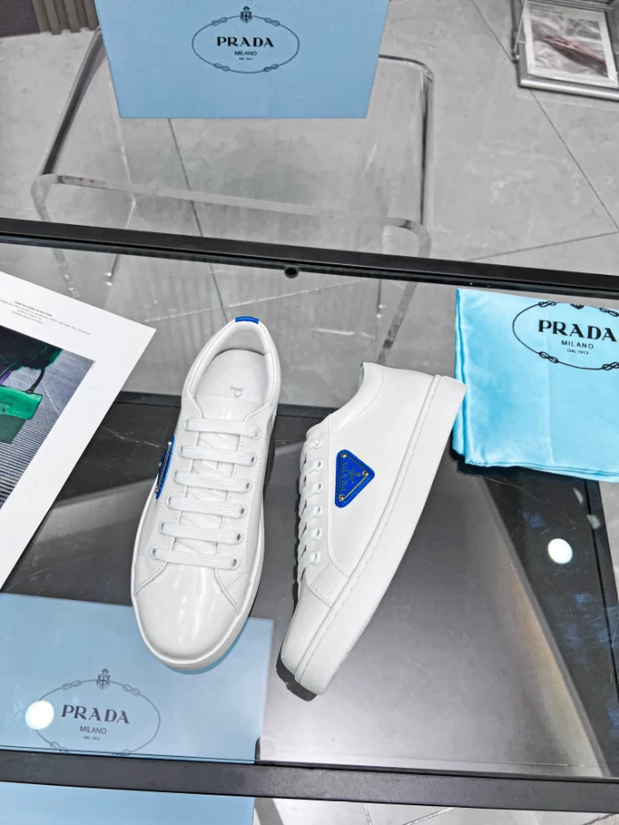 PRADA BRUSHED LEATHER SNEAKERS – PRD044 - 图片 8