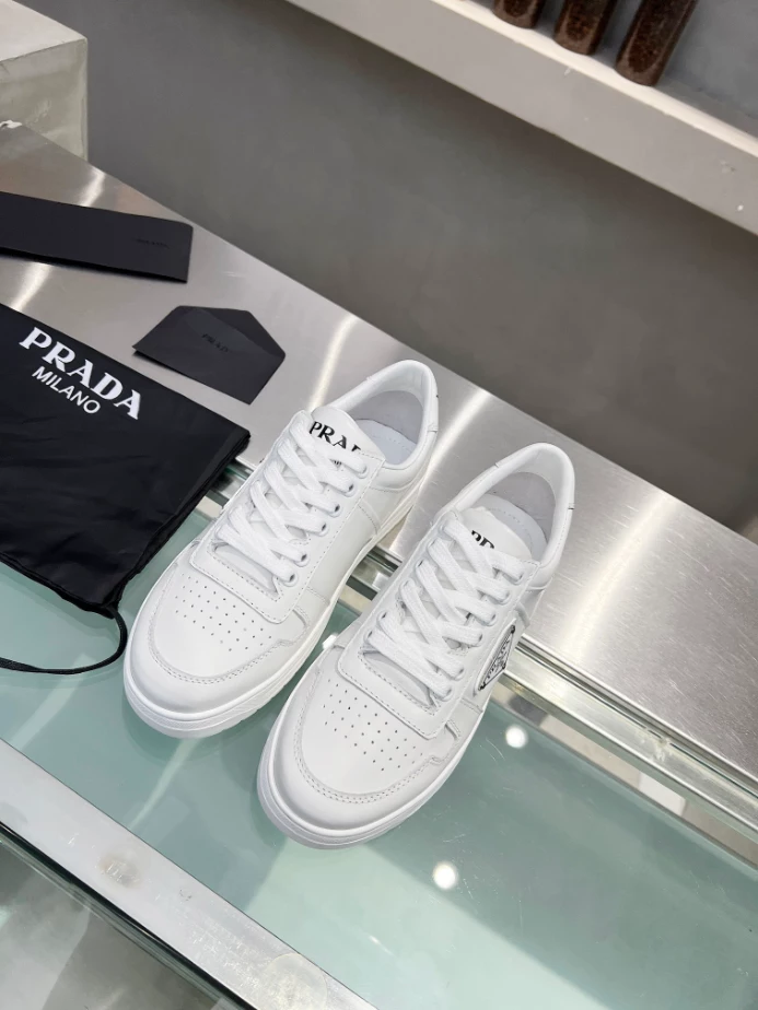 PRADA DOWNTOWN BRUSHED LEATHER SNEAKERS – PRD035 - 图片 3