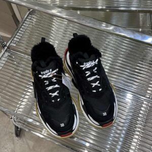 BALENCIAGA TRIPLE S SNEAKER – BB202