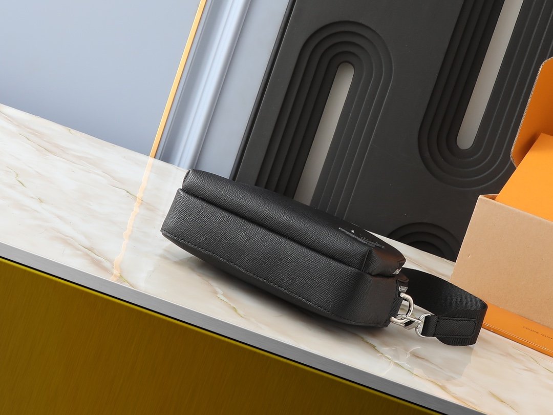 LOUIS VUITTON - 图片 4