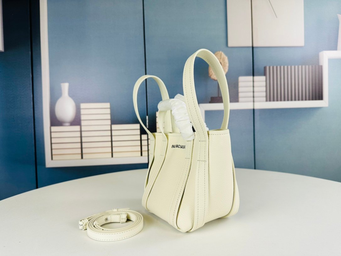 Balenciaga - 图片 2