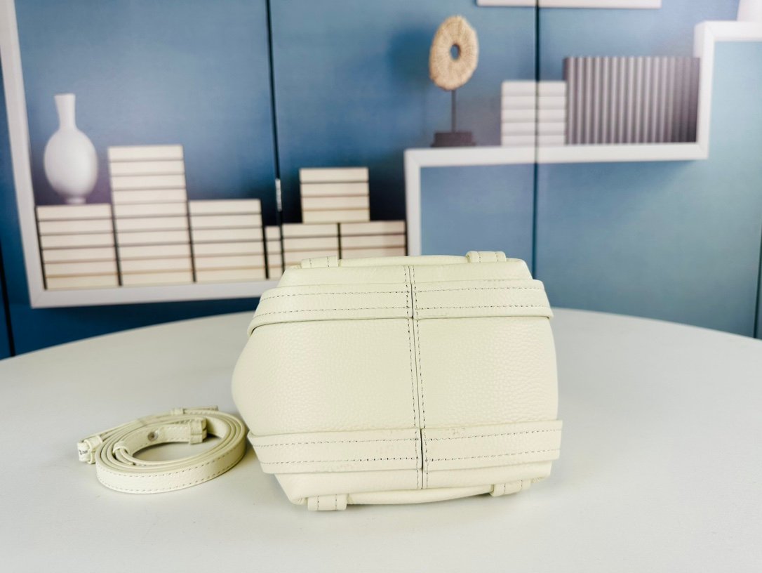 Balenciaga - 图片 6