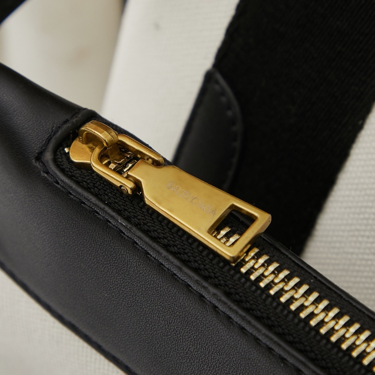 Balenciaga - 图片 6